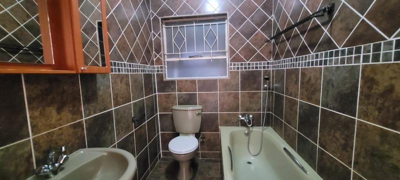 2 Bedroom Property for Sale in New Redruth Gauteng