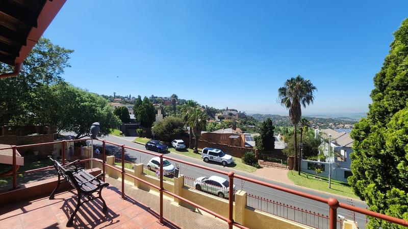 4 Bedroom Property for Sale in Bassonia Gauteng