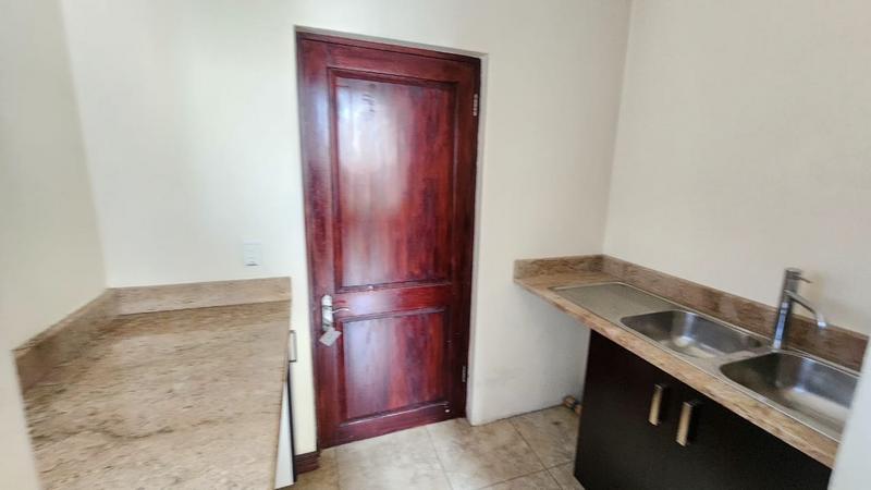 3 Bedroom Property for Sale in Bassonia Gauteng