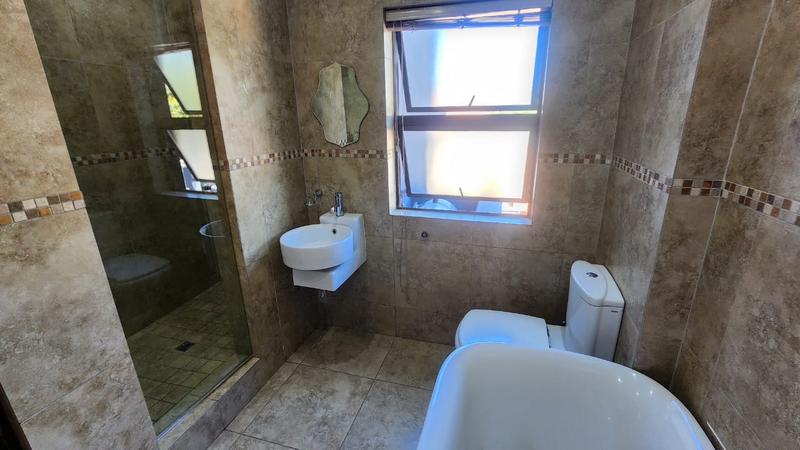 3 Bedroom Property for Sale in Bassonia Gauteng