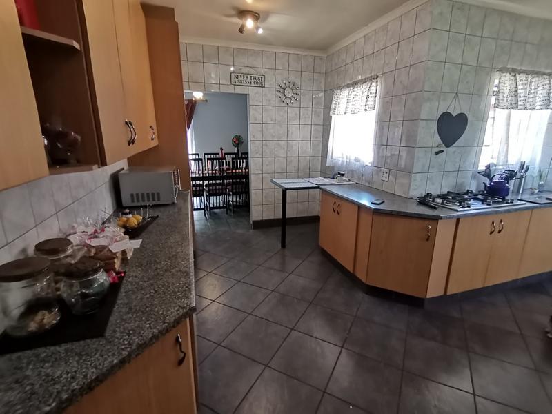 3 Bedroom Property for Sale in Flora Gardens Gauteng