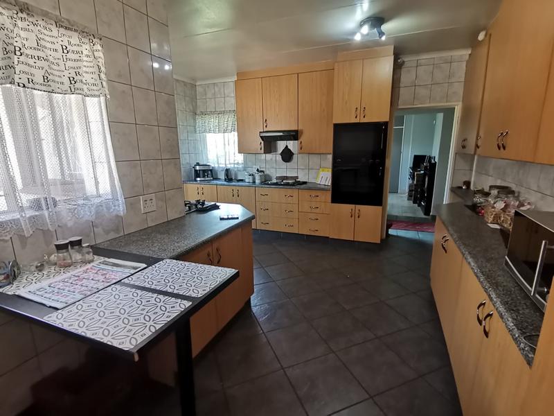 3 Bedroom Property for Sale in Flora Gardens Gauteng