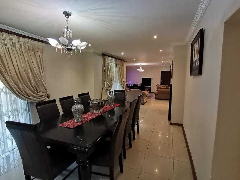 4 Bedroom Property for Sale in Vanderbijlpark SE 8 Gauteng