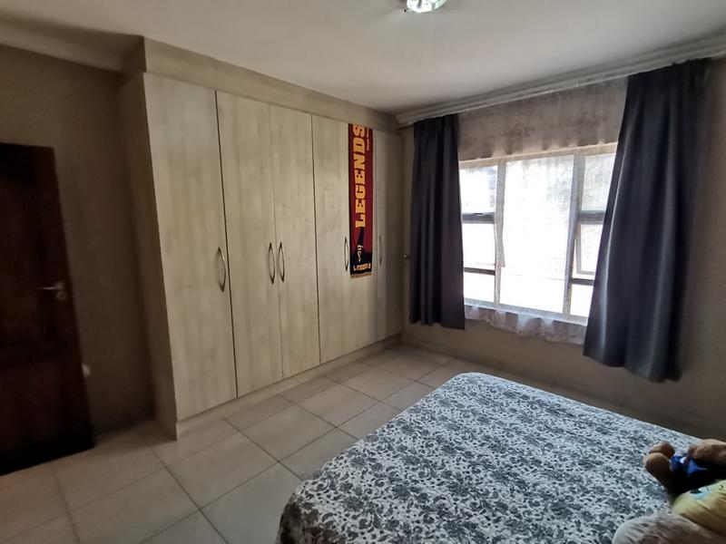 4 Bedroom Property for Sale in Vanderbijlpark SE 8 Gauteng