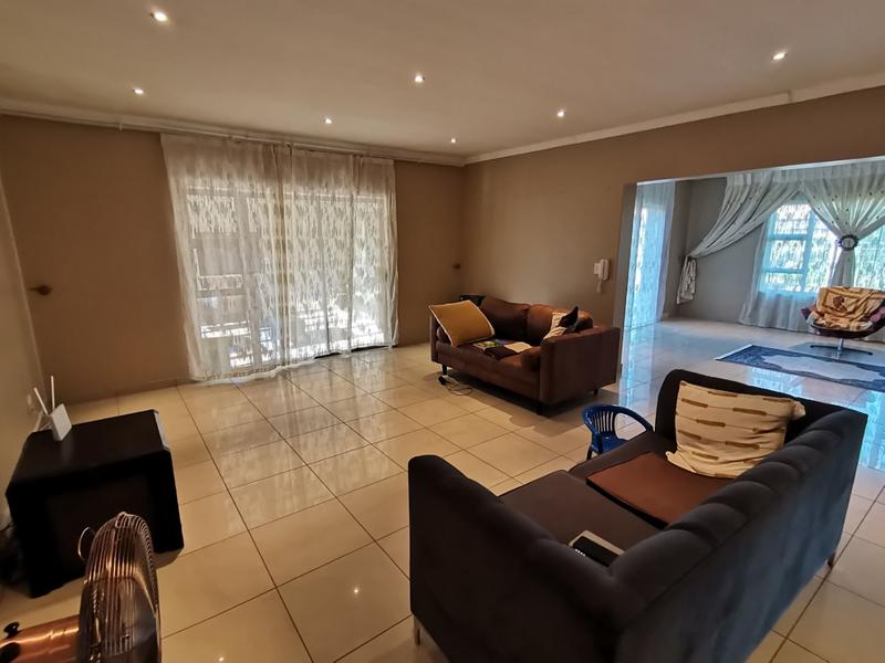 4 Bedroom Property for Sale in Vanderbijlpark SE 8 Gauteng