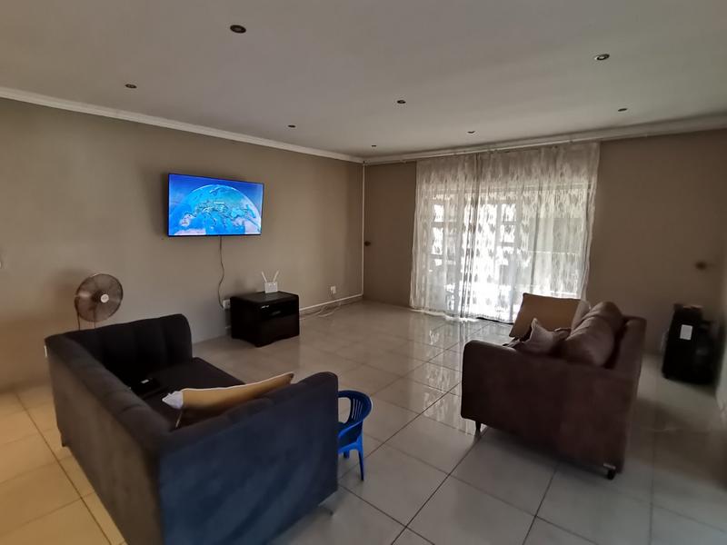 4 Bedroom Property for Sale in Vanderbijlpark SE 8 Gauteng