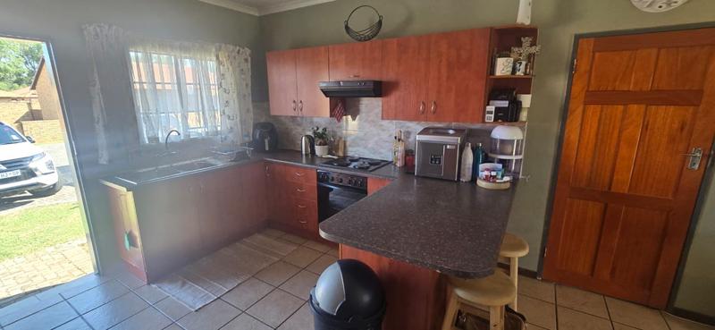 To Let 3 Bedroom Property for Rent in Kookrus Gauteng