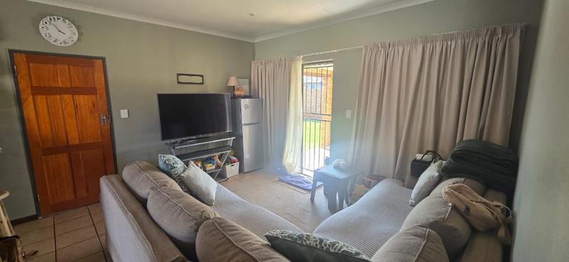 To Let 3 Bedroom Property for Rent in Kookrus Gauteng