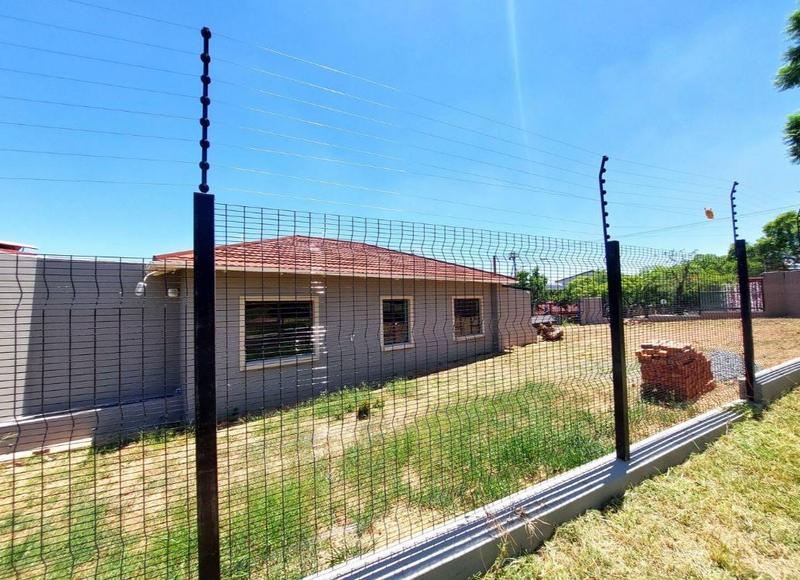 Commercial Property for Sale in Waterkloof A H Gauteng