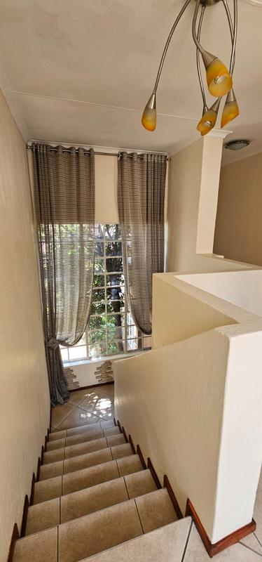 To Let 3 Bedroom Property for Rent in Corlett Gardens Gauteng