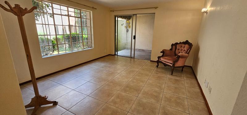 To Let 3 Bedroom Property for Rent in Corlett Gardens Gauteng