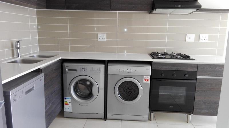 To Let 1 Bedroom Property for Rent in Olivedale Gauteng