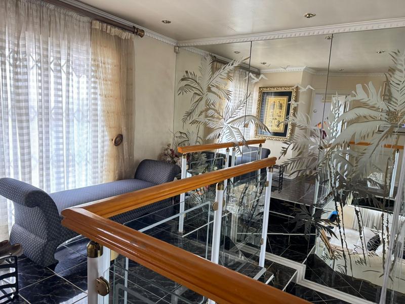 10 Bedroom Property for Sale in Christoburg Gauteng