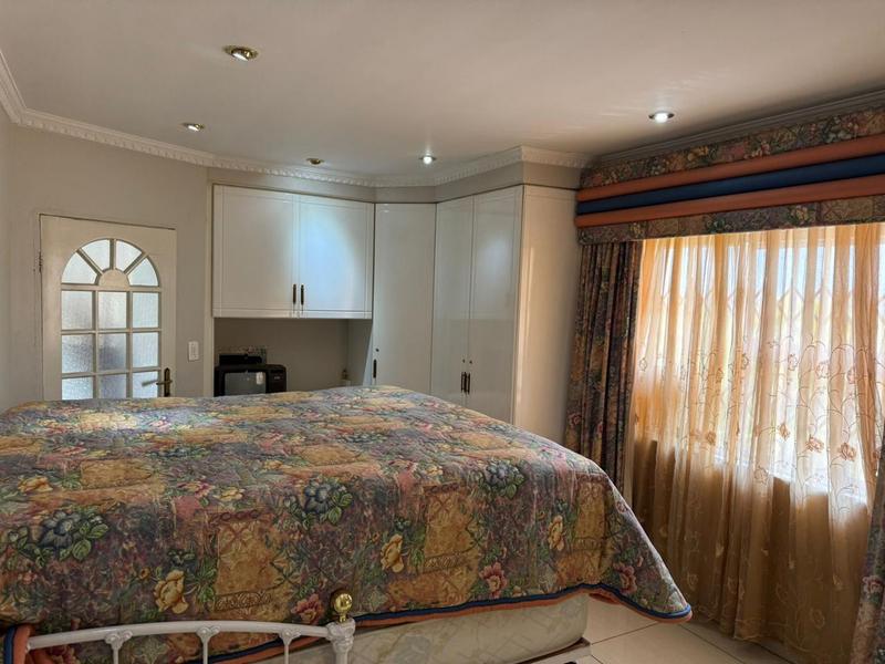 10 Bedroom Property for Sale in Christoburg Gauteng