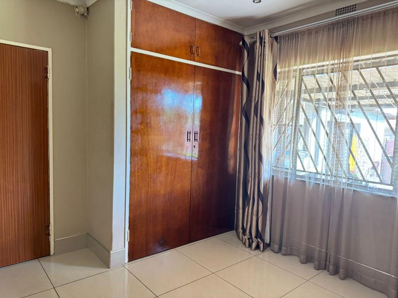 4 Bedroom Property for Sale in Erasmia Gauteng