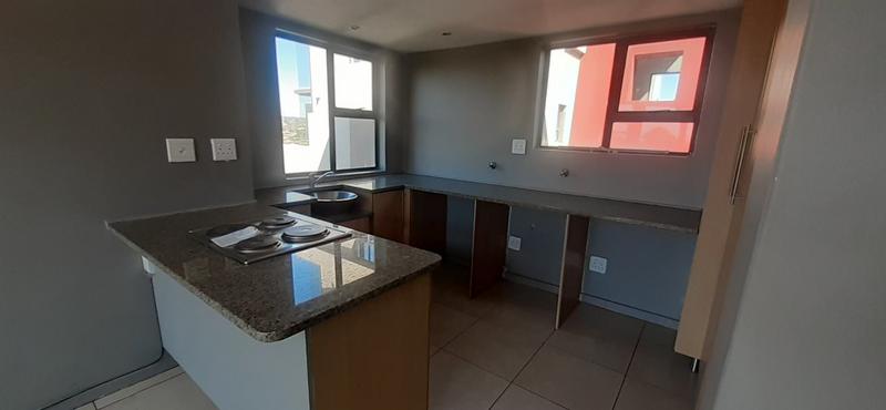 1 Bedroom Property for Sale in Rooihuiskraal North Gauteng