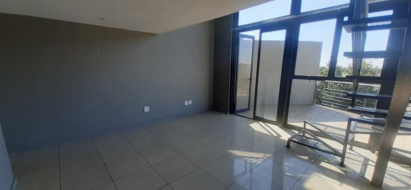 1 Bedroom Property for Sale in Rooihuiskraal North Gauteng