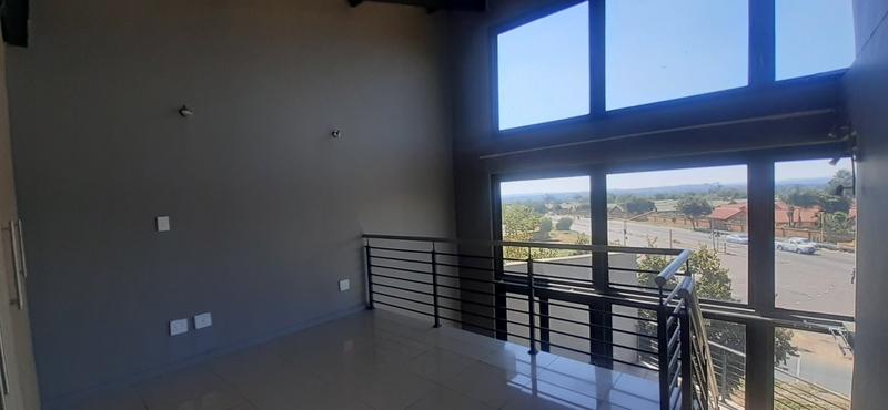 1 Bedroom Property for Sale in Rooihuiskraal North Gauteng