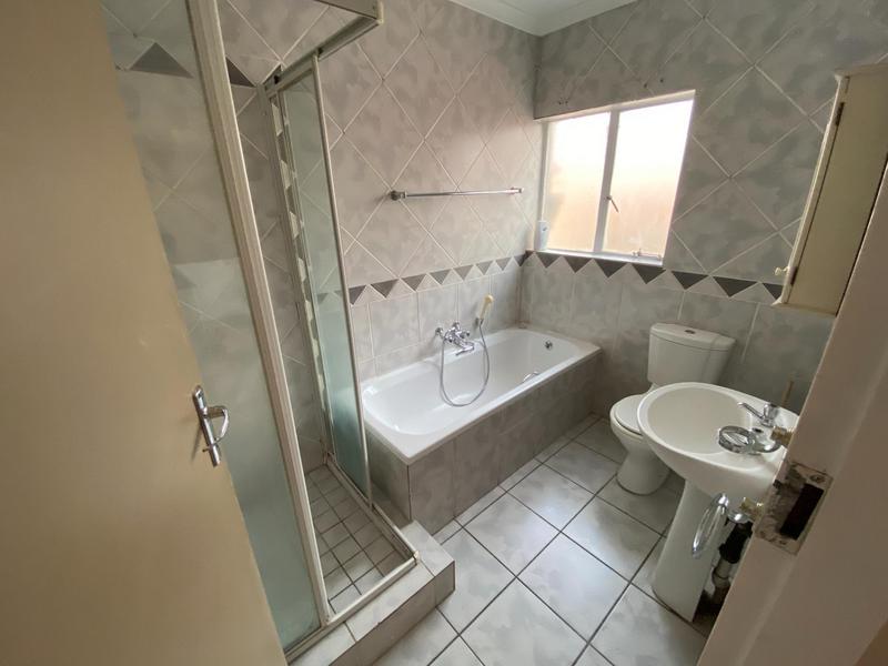 To Let 2 Bedroom Property for Rent in Eden Glen Gauteng