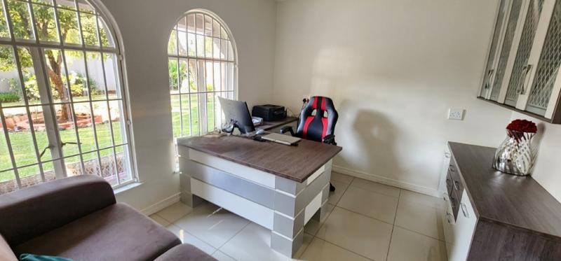 To Let 5 Bedroom Property for Rent in Erasmia Gauteng