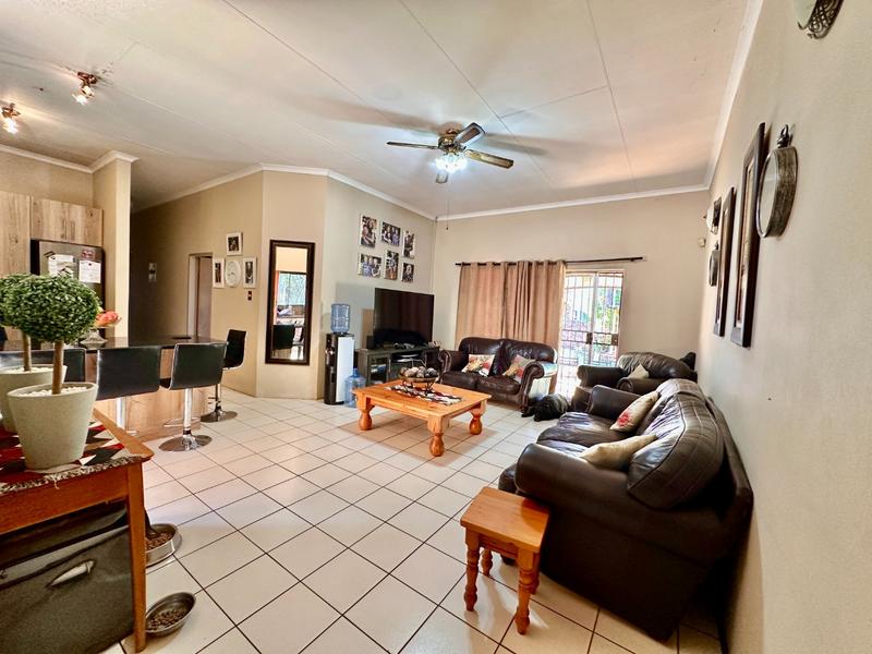 4 Bedroom Property for Sale in Ninapark Gauteng