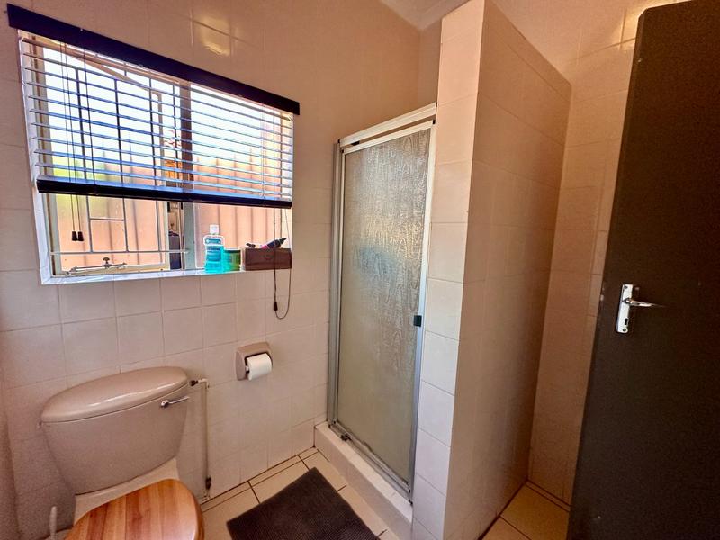 4 Bedroom Property for Sale in Ninapark Gauteng