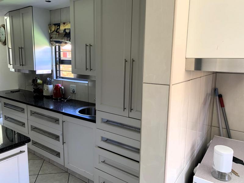 3 Bedroom Property for Sale in Bartlett Gauteng