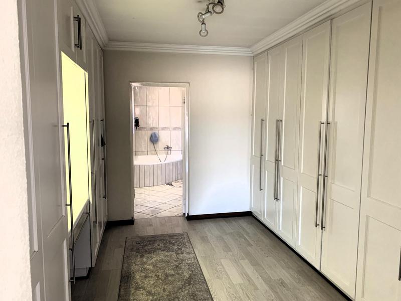 3 Bedroom Property for Sale in Bartlett Gauteng