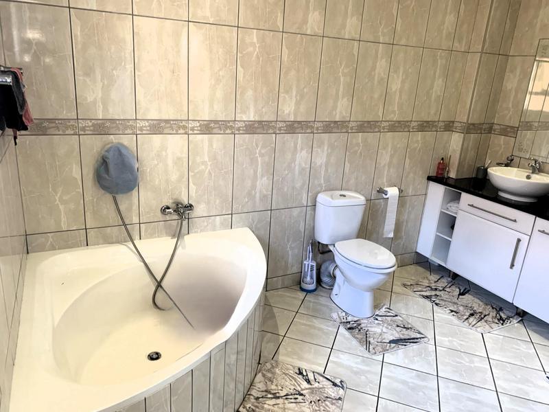 3 Bedroom Property for Sale in Bartlett Gauteng