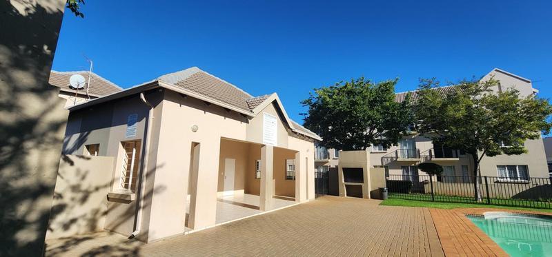 2 Bedroom Property for Sale in Klippoortjie Gauteng