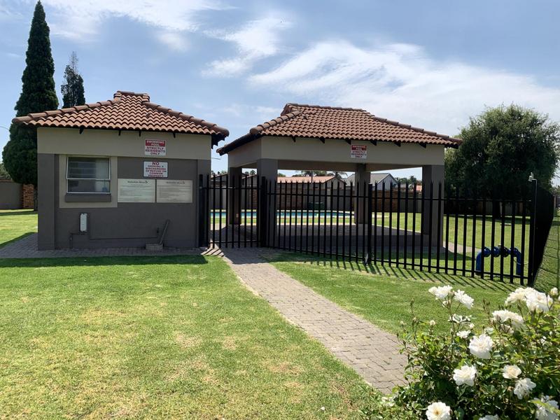 2 Bedroom Property for Sale in Van Dyk Park Gauteng