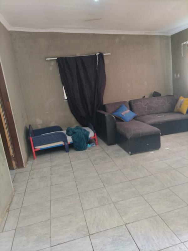 To Let 1 Bedroom Property for Rent in Primrose Gauteng