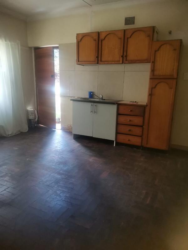 To Let 2 Bedroom Property for Rent in Woodmere Gauteng