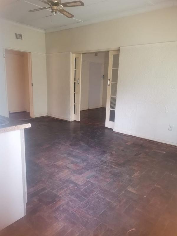 To Let 2 Bedroom Property for Rent in Woodmere Gauteng