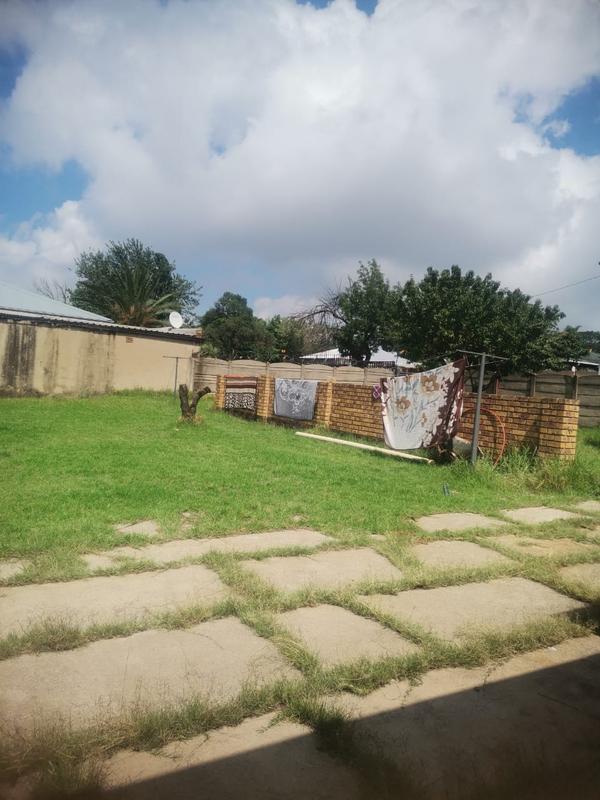 To Let 2 Bedroom Property for Rent in Woodmere Gauteng