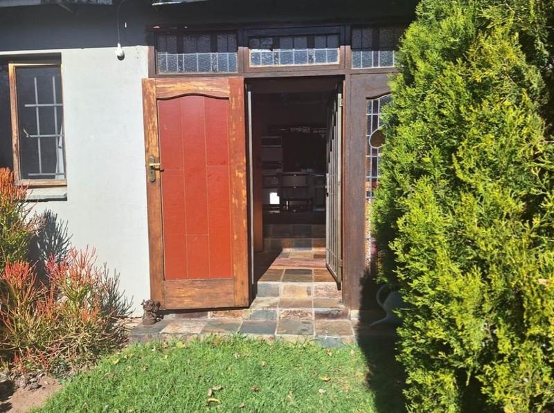 To Let 1 Bedroom Property for Rent in Orange Grove Gauteng