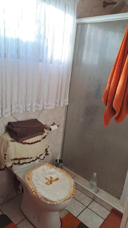 To Let 1 Bedroom Property for Rent in Primrose East Gauteng