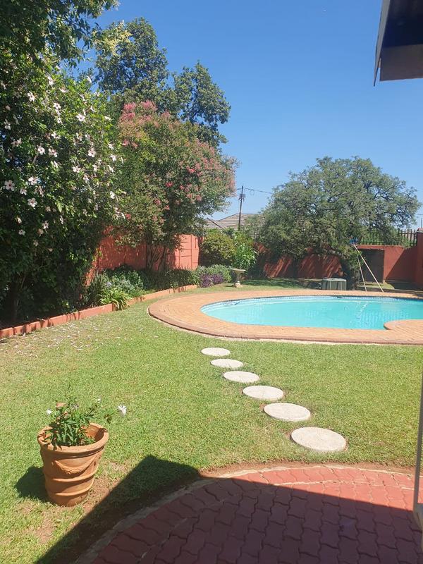 4 Bedroom Property for Sale in Kensington Gauteng