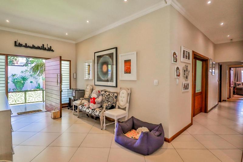 To Let 5 Bedroom Property for Rent in Orchards Gauteng