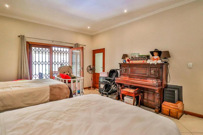 To Let 5 Bedroom Property for Rent in Orchards Gauteng