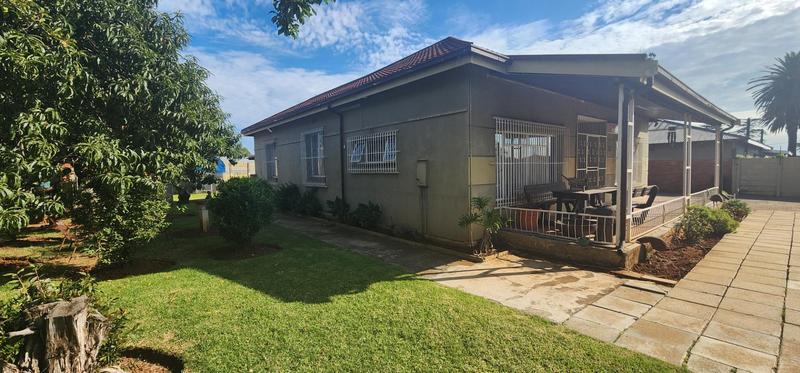 4 Bedroom Property for Sale in Dalview Gauteng