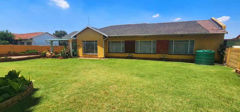 3 Bedroom Property for Sale in Elspark Gauteng