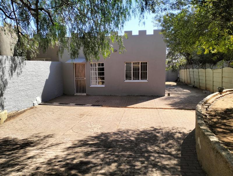 To Let 1 Bedroom Property for Rent in Brakpan Central Gauteng