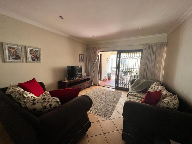 2 Bedroom Property for Sale in Kenleaf Gauteng