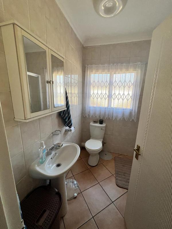 2 Bedroom Property for Sale in Kenleaf Gauteng