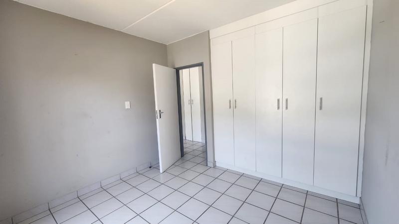 2 Bedroom Property for Sale in Amberfield Gauteng