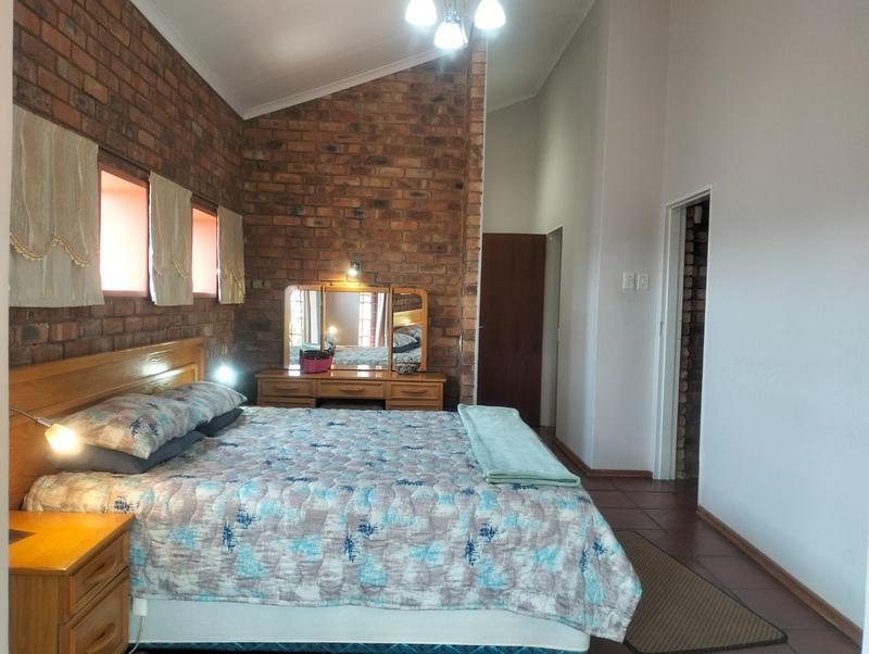 4 Bedroom Property for Sale in Noordheuwel Gauteng