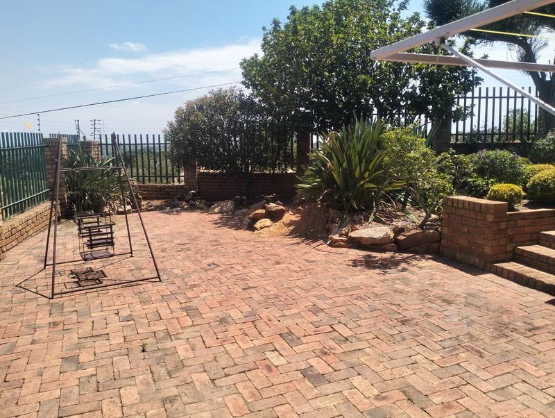 4 Bedroom Property for Sale in Noordheuwel Gauteng