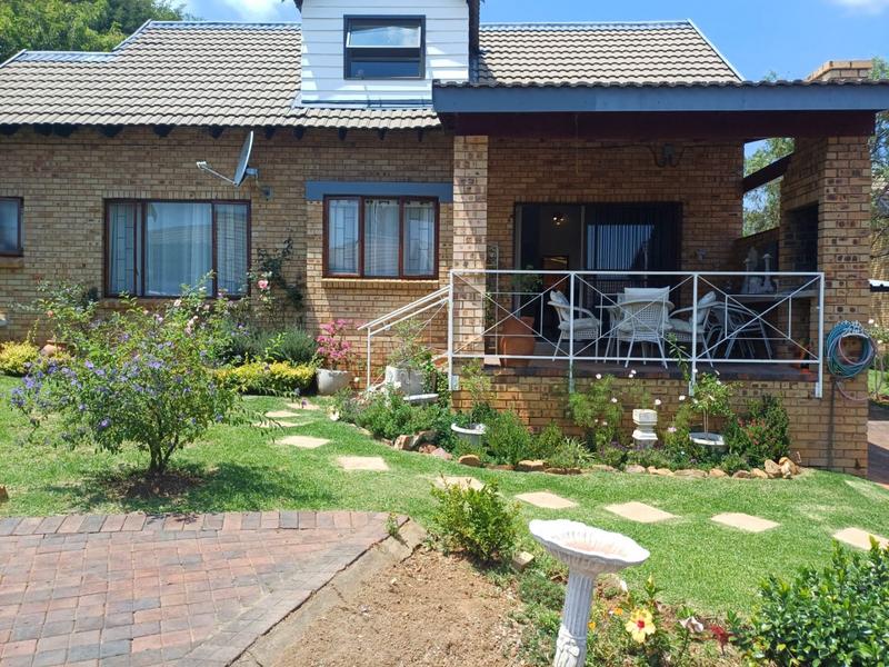 3 Bedroom Property for Sale in Noordheuwel Gauteng