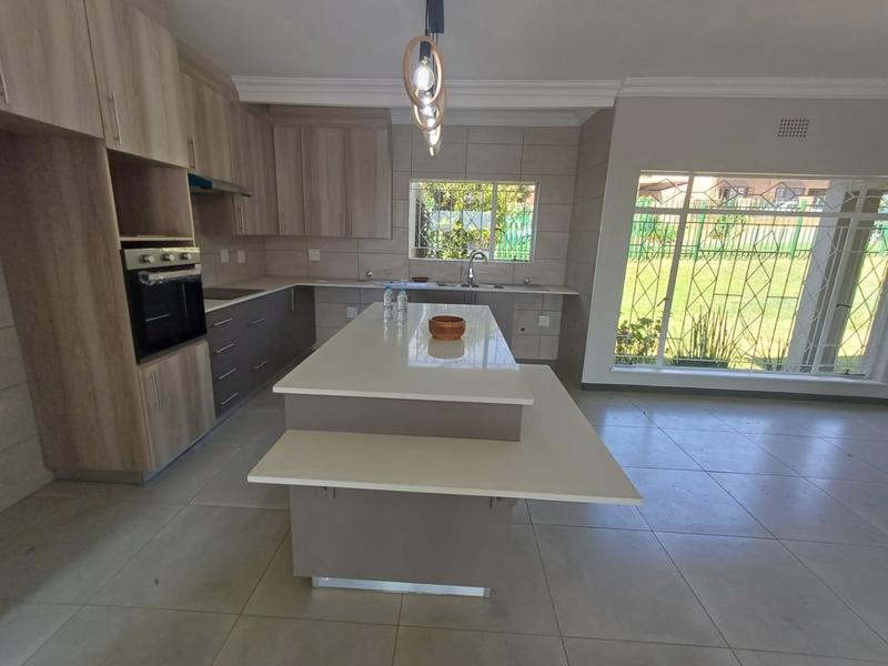 4 Bedroom Property for Sale in Silverfields Gauteng